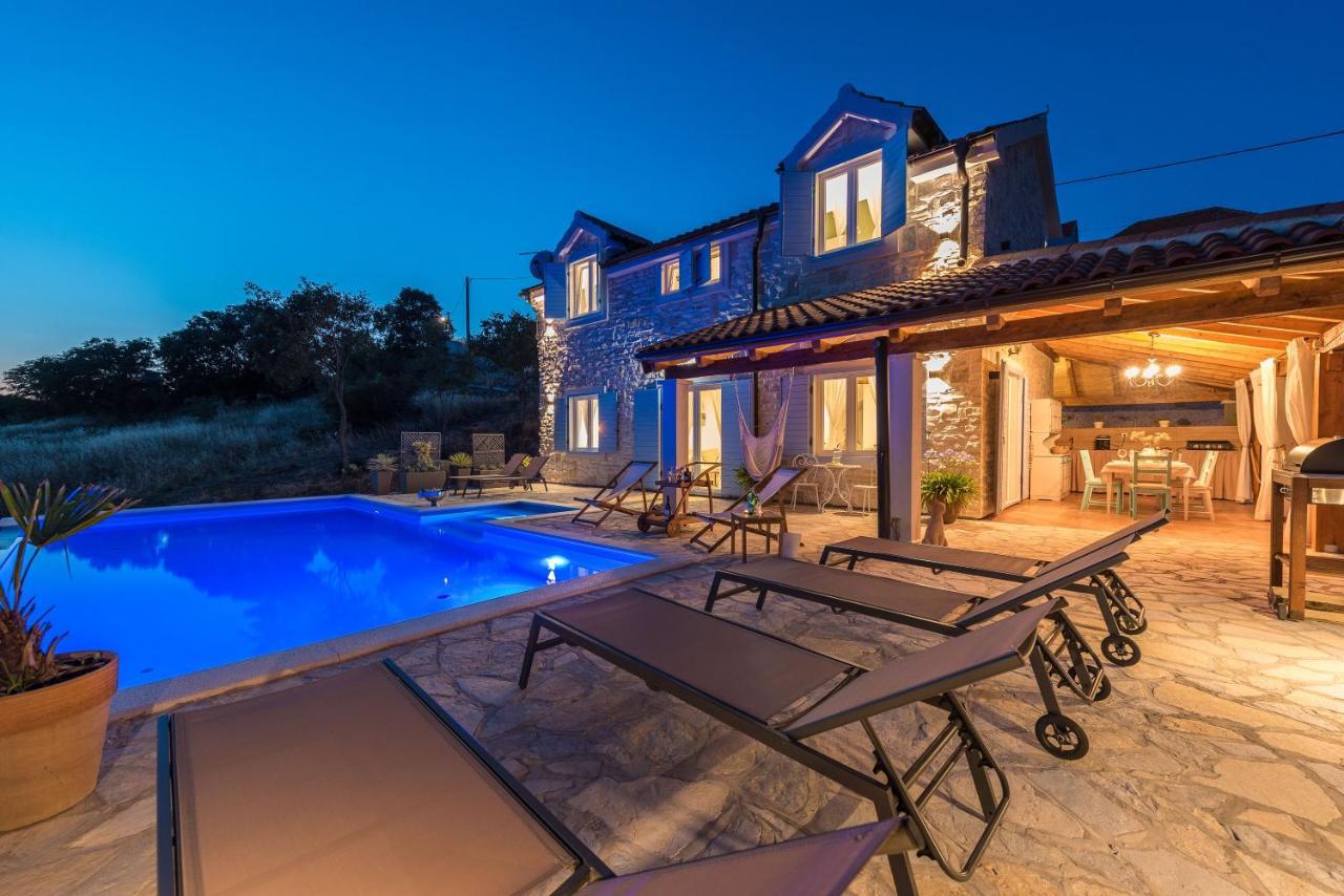 Brand New Villa Cara D Oro, Vrana Vrana  外观 照片