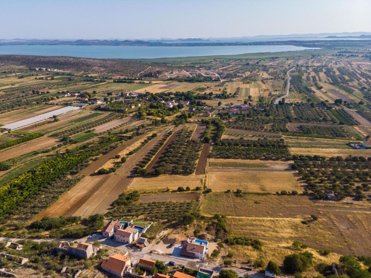Brand New Villa Cara D Oro, Vrana Vrana  外观 照片