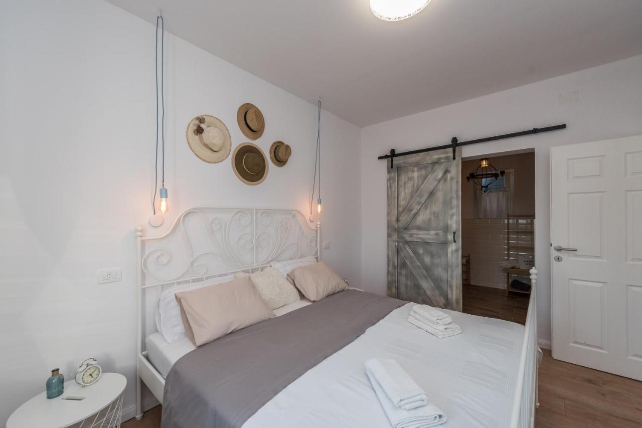 Brand New Villa Cara D Oro, Vrana Vrana  外观 照片